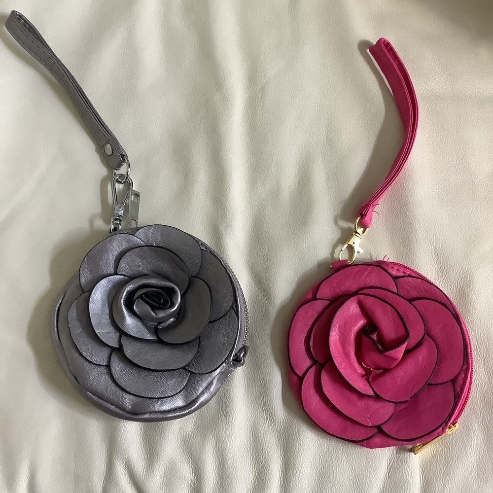 Flower 🌸 change purse